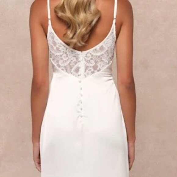 Lulus Pristine Romance White Satin Cowl Neck Mermaid Maxi Dress Size Large NWOT - Picture 4 of 5